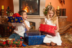 How to Train Children to Receive Holiday Gifts Graciously shutterstock